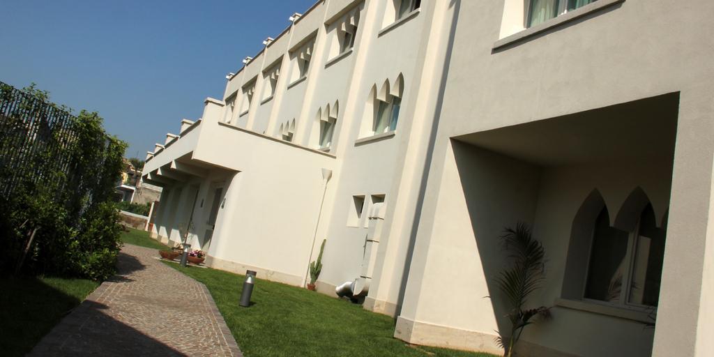 Palazzo Giordano Bruno Nola Exterior foto